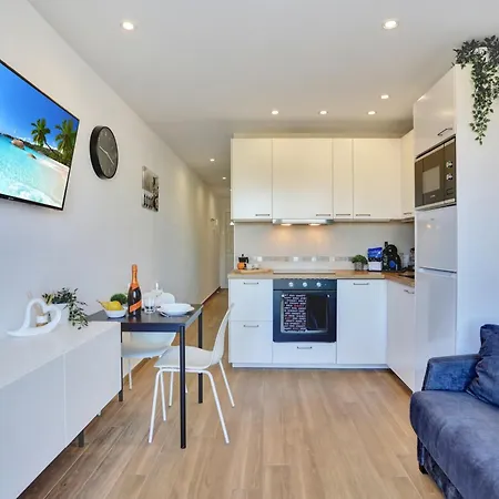 شقة Beautiful Days, Air Con, Terrace, Fast Internet