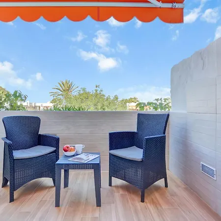 Beautiful Days, Air Con, Terrace, Fast Internet * طوستا ديل سيلونثيو
